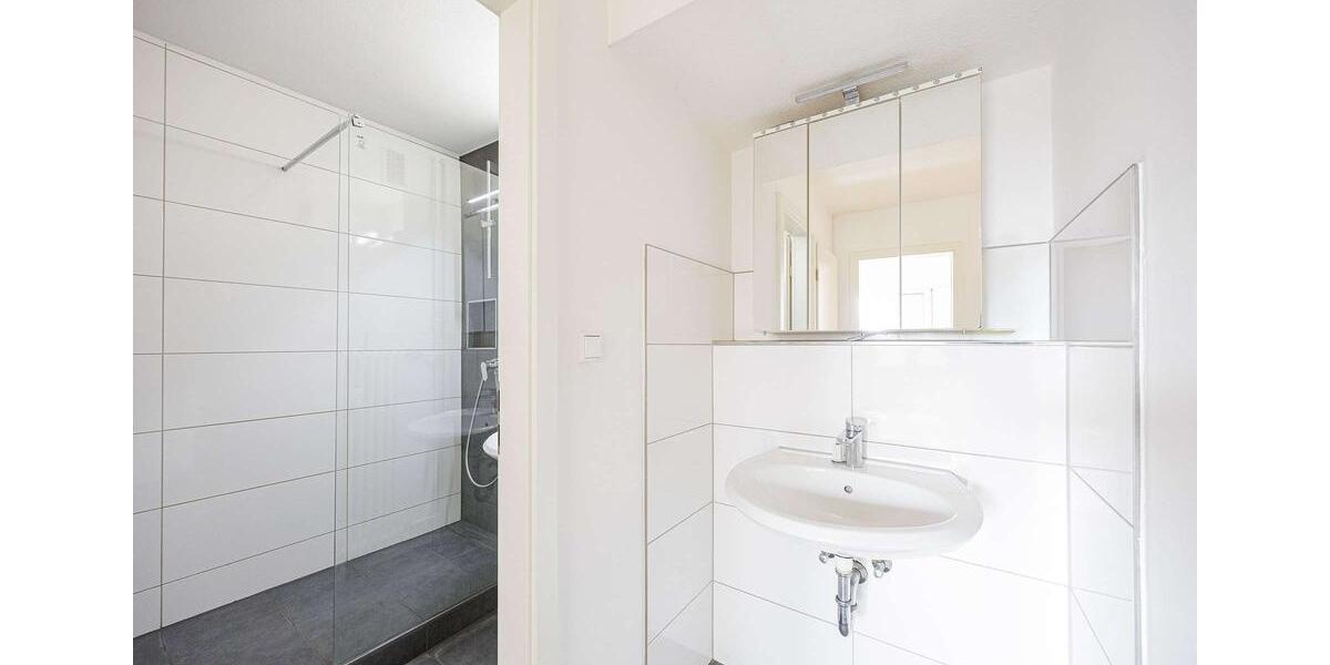 Etagenwohnung Ludwigsburg - 4 Zimmer, 83 m&sup2;, 1.100&euro; | Angebot:25718983