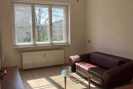 Wohnung Berlin Zehlendorf - 2 Zimmer, 45 m&sup2;, 1.000&euro; | Angebot:26228515