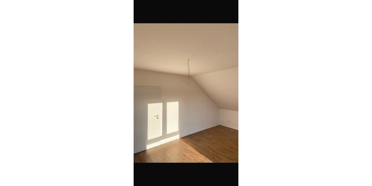 Doppelhaushälfte Celle Bostel - 4 Zimmer, 123 m&sup2;, 1.290&euro; | Angebot:24755548