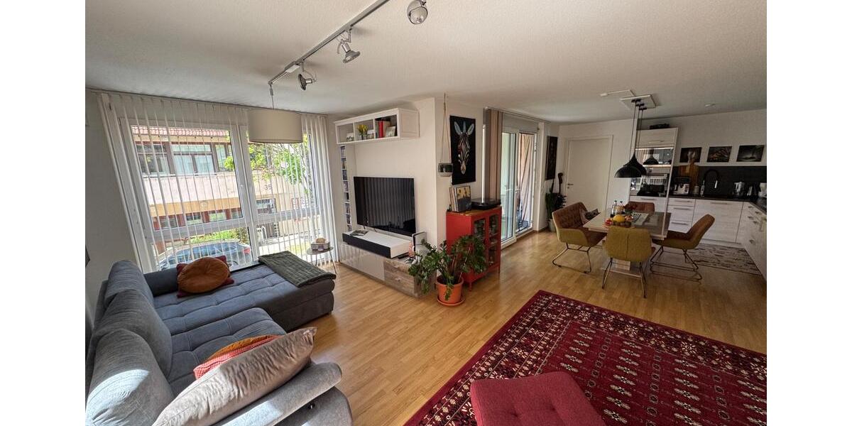 Erdgeschoßwohnung Herrenberg - 4.5 Zimmer, 105 m&sup2;, 1.950&euro; | Angebot:26415269