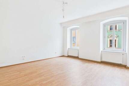 Wohnung Regensburg Kumpfmühl - 3.5 Zimmer, 130 m&sup2;, 1.100&euro; | Angebot:26731569