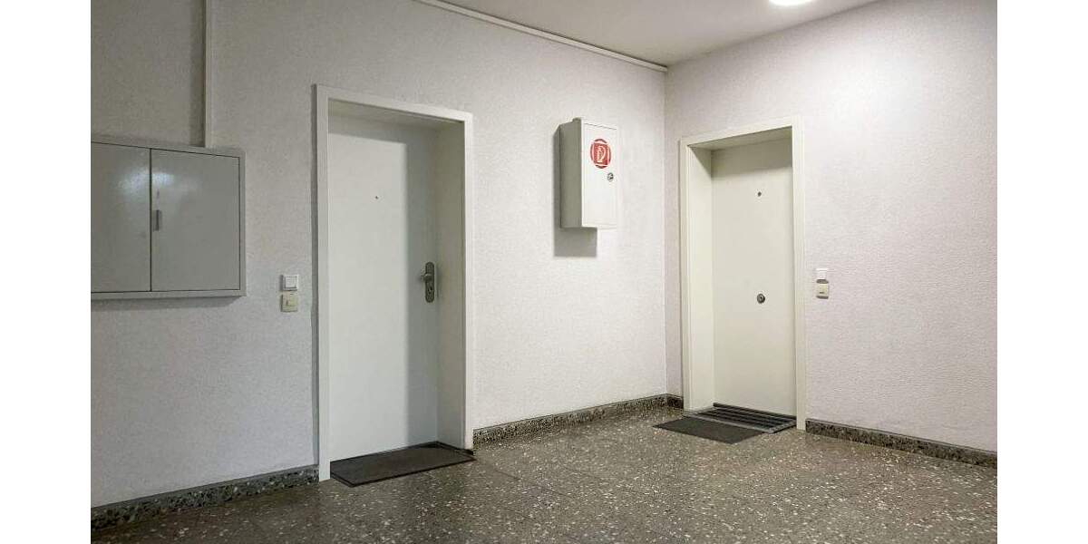 Etagenwohnung Krefeld Stadtmitte - 2 Zimmer, 59 m&sup2;, 495&euro; | Angebot:25070284