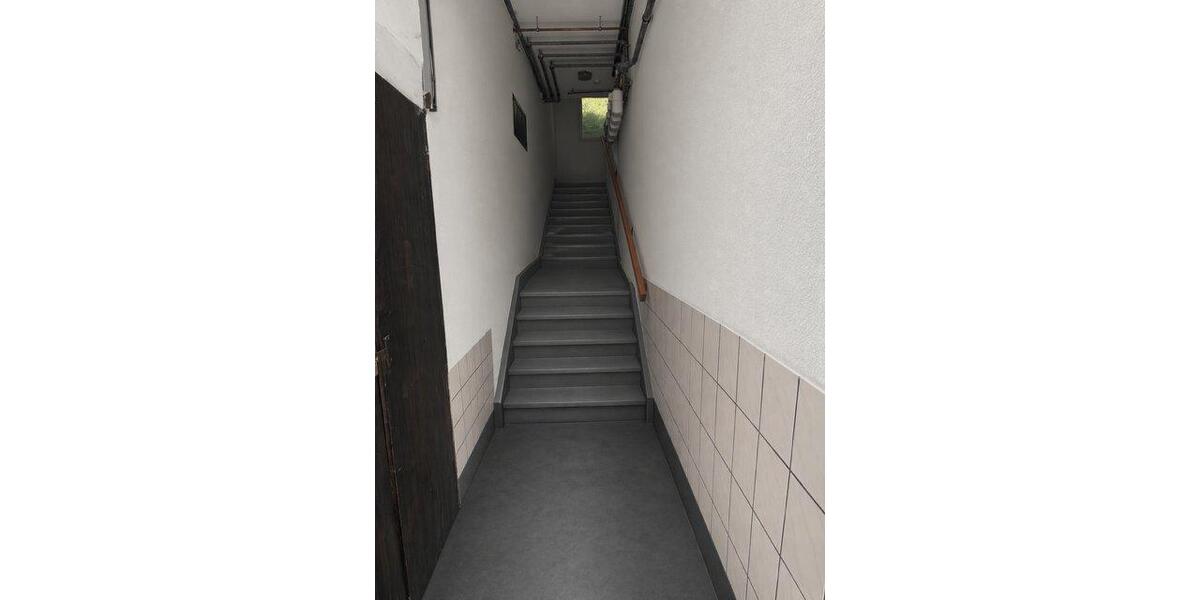 Etagenwohnung Backnang - 3 Zimmer, 72 m&sup2;, 1.000&euro; | Angebot:26247509