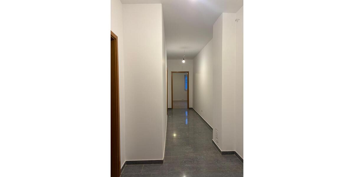 Erdgeschoßwohnung Isenbüttel - 4 Zimmer, 180 m&sup2;, 1.400&euro; | Angebot:24495070