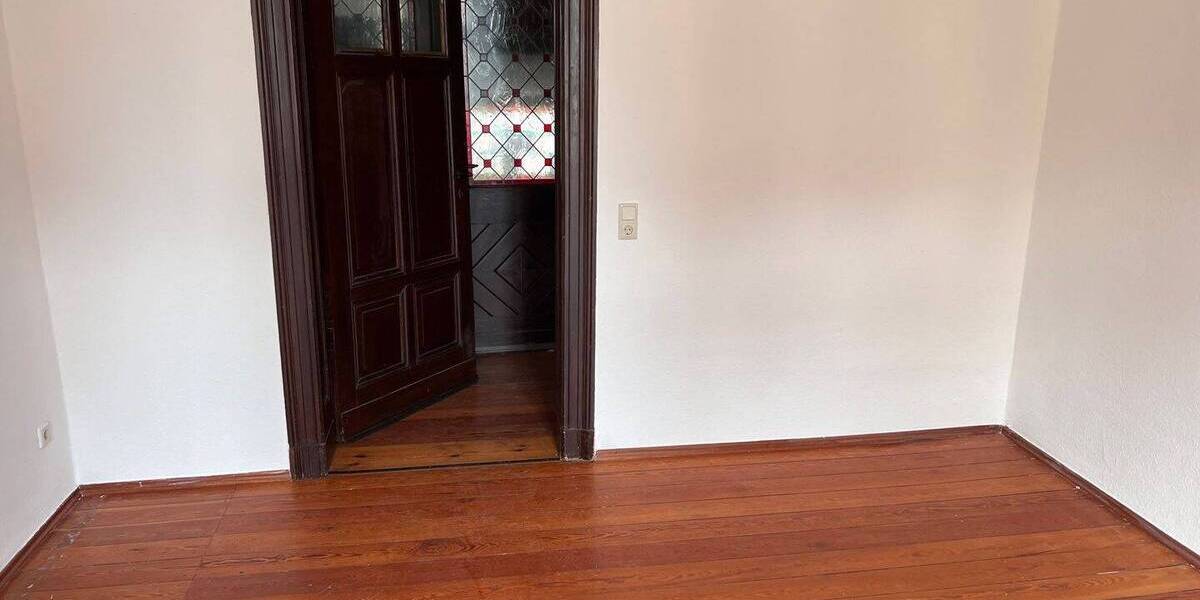 Etagenwohnung Bernburg Bergstadt - 2 Zimmer, 60 m&sup2;, 390&euro; | Angebot:26656758