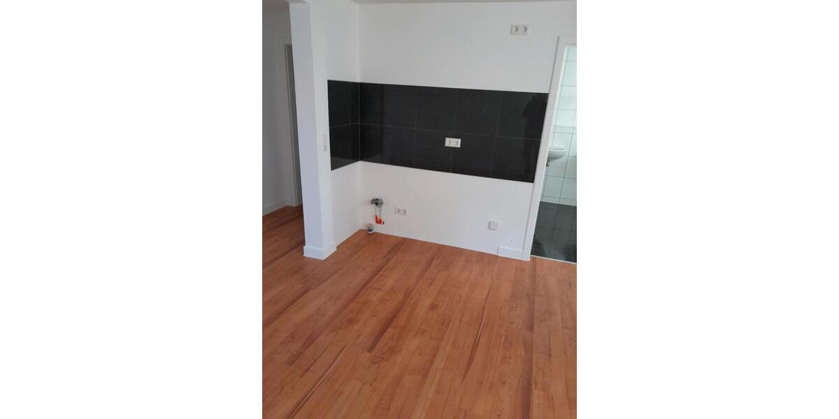 Etagenwohnung Breisach am Rhein - 3.5 Zimmer, 140 m&sup2;, 1.500&euro; | Angebot:26367549