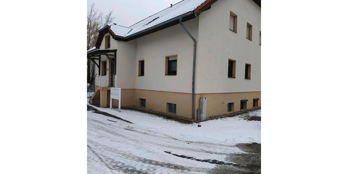 Etagenwohnung Storkow (Mark) - 1 Zimmer, 24 m&sup2;, 220&euro; | Angebot:26020467