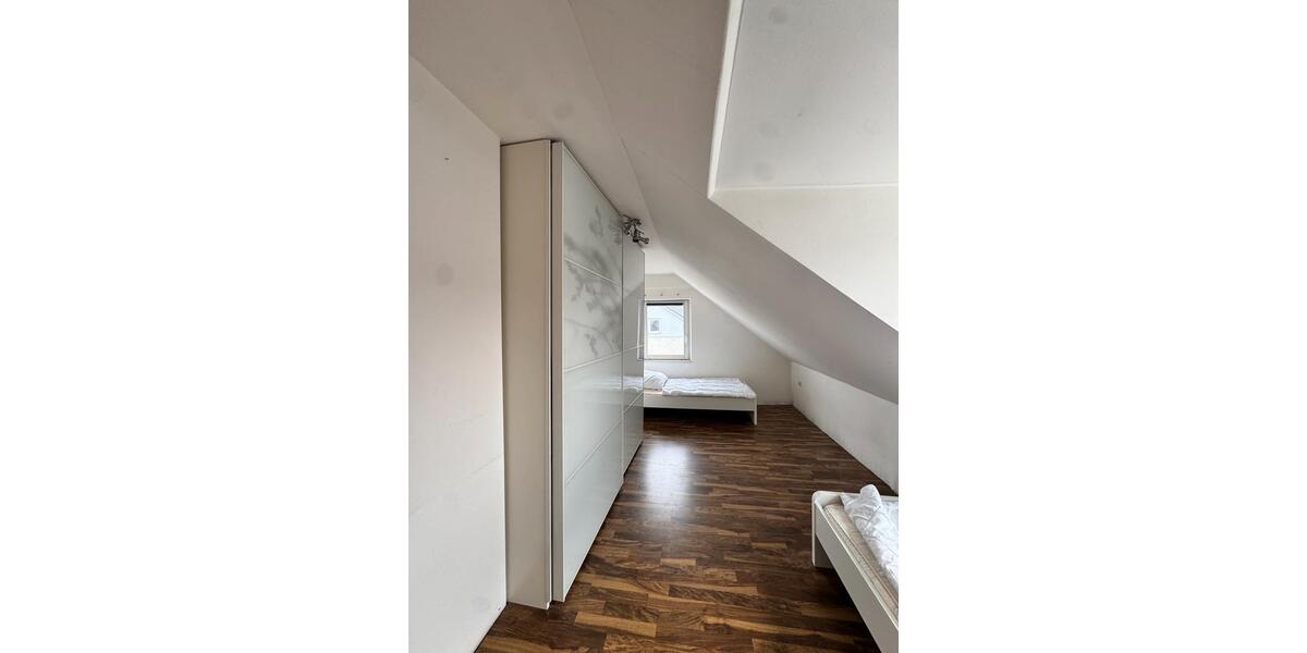 Dachgeschoßwohnung Augsburg Innenstadt - 2 Zimmer, 70 m&sup2;, 1.000&euro; | Angebot:24940921