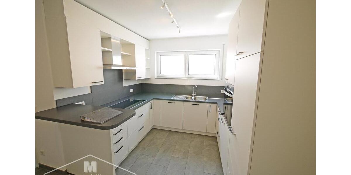 Doppelhaushälfte Kinding - 4.5 Zimmer, 147 m&sup2;, 1.460&euro; | Angebot:24715187