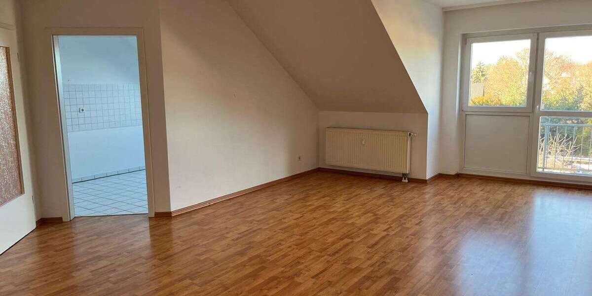 Etagenwohnung Neukirchen Neukirchen - 1 Zimmer, 44 m&sup2;, 263&euro; | Angebot:19861589