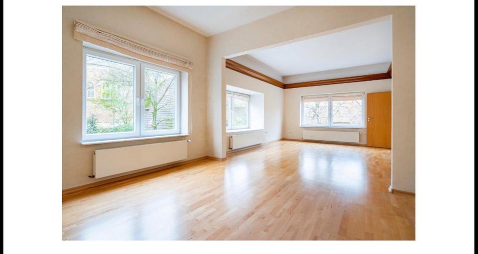 Maisonettenwohnung Esens - 4 Zimmer, 200 m&sup2;, 1.350&euro; | Angebot:26209887