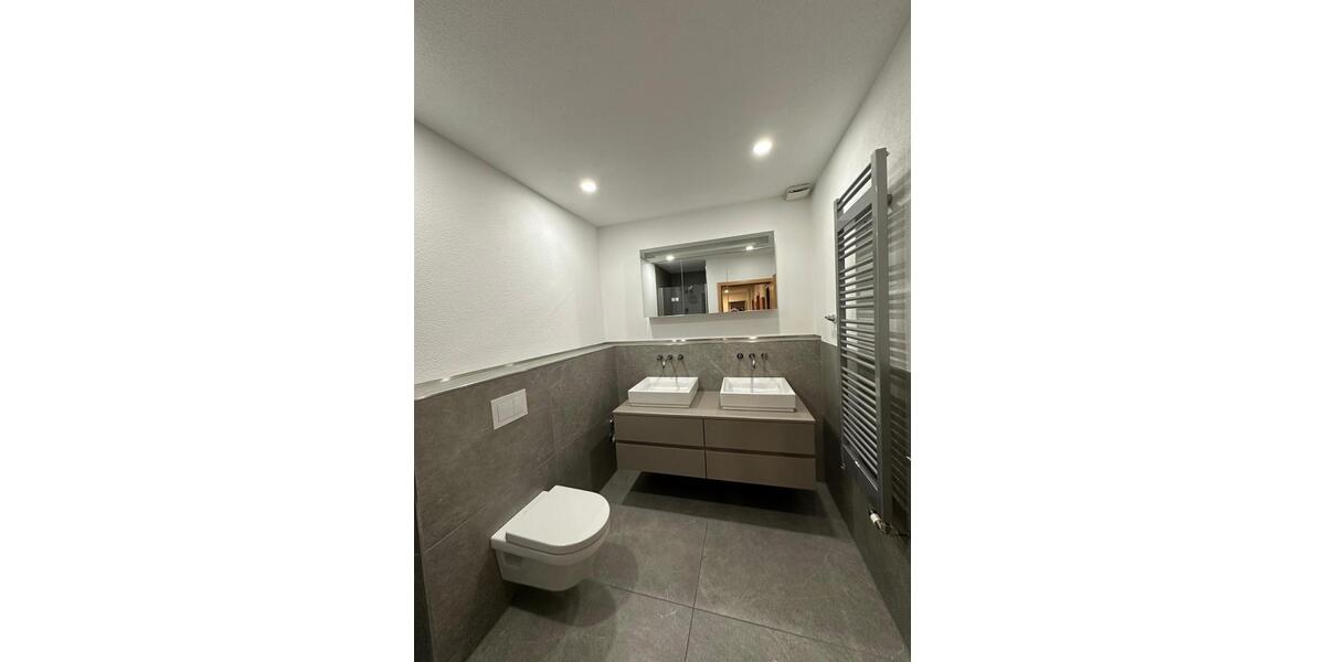 Etagenwohnung Plettenberg - 4 Zimmer, 107 m&sup2;, 850&euro; | Angebot:25931870