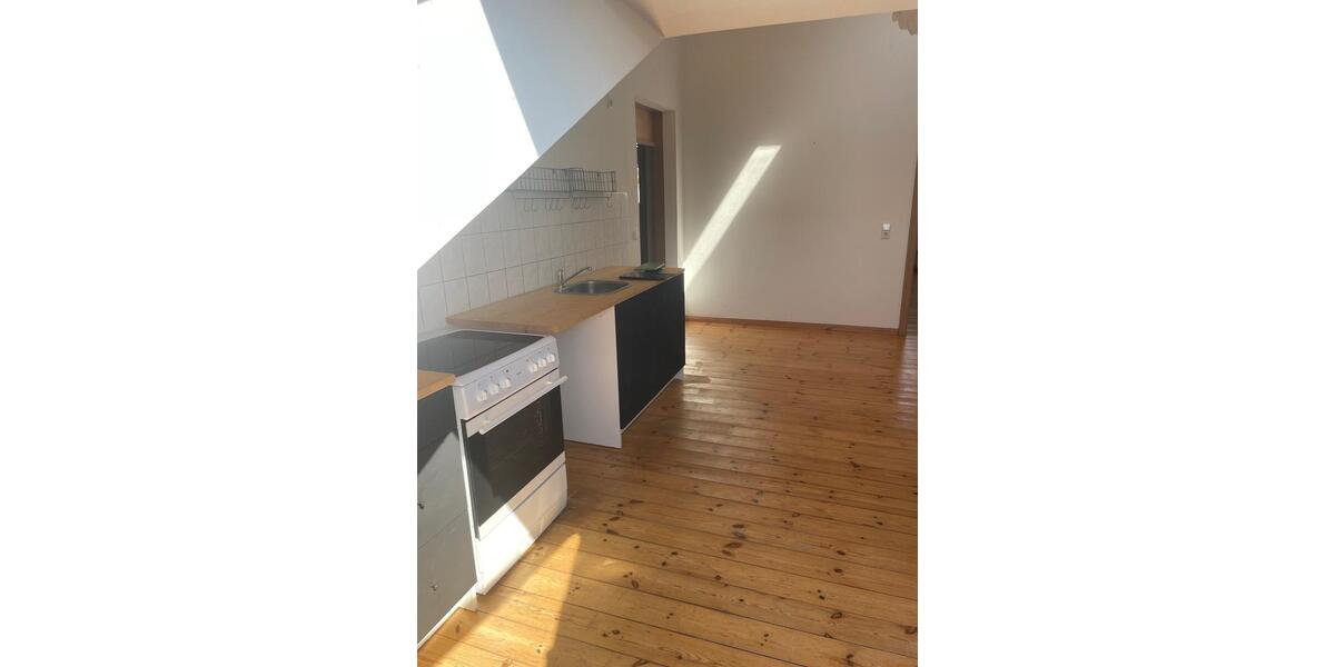 Dachgeschoßwohnung Neuruppin - 2 Zimmer, 60 m&sup2;, 539&euro; | Angebot:24731191