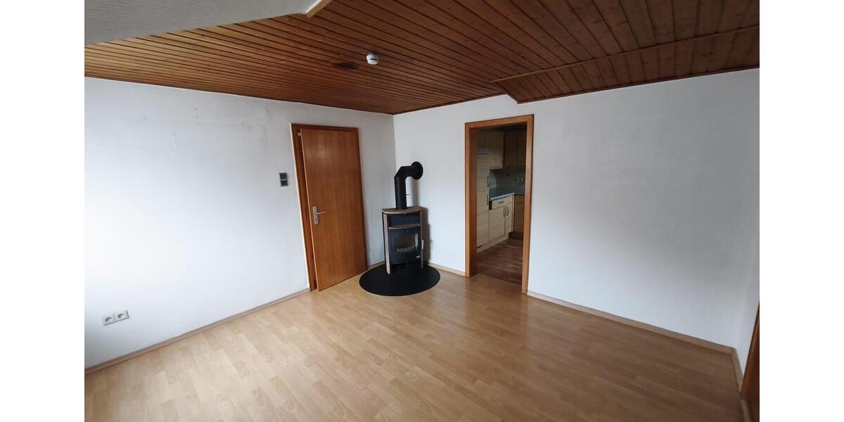 Dachgeschoßwohnung Plettenberg - 4 Zimmer, 68 m&sup2;, 450&euro; | Angebot:24743891