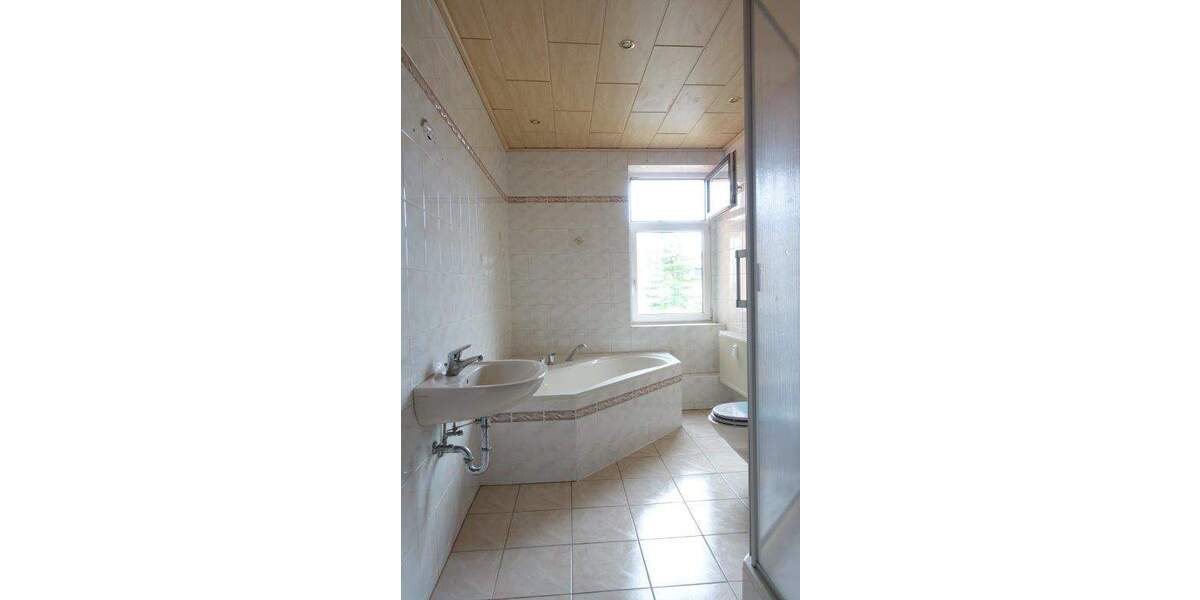 Etagenwohnung Radebeul - 2 Zimmer, 57 m&sup2;, 560&euro; | Angebot:25671631