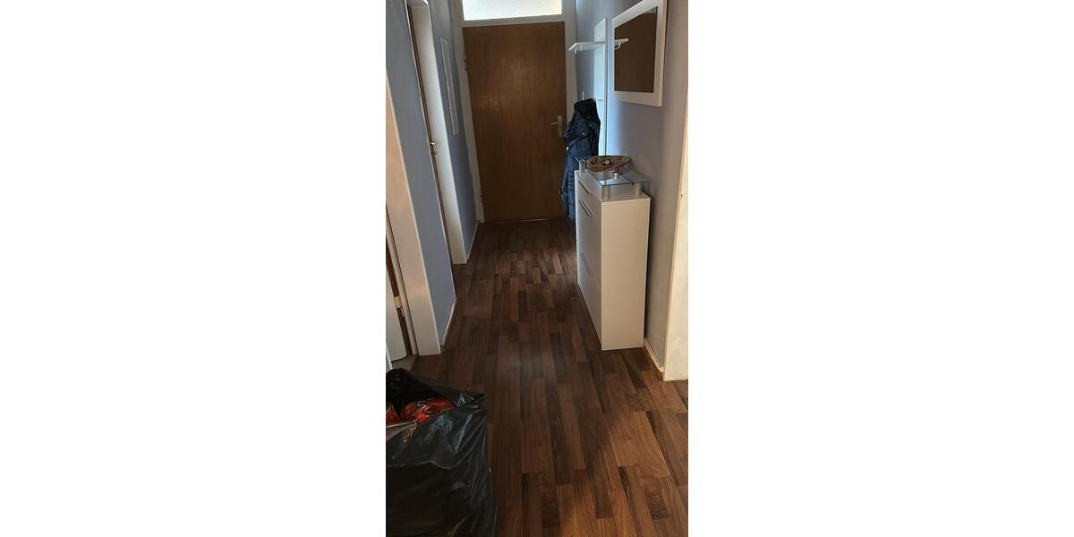 Schöne 3-Zimmer-DG-Wohnung 3 zimmer