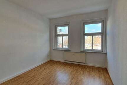 Wohnung Falkenstein/Vogtland Vogtland - 3 Zimmer, 64 m&sup2;, 350&euro; | Angebot:27166913