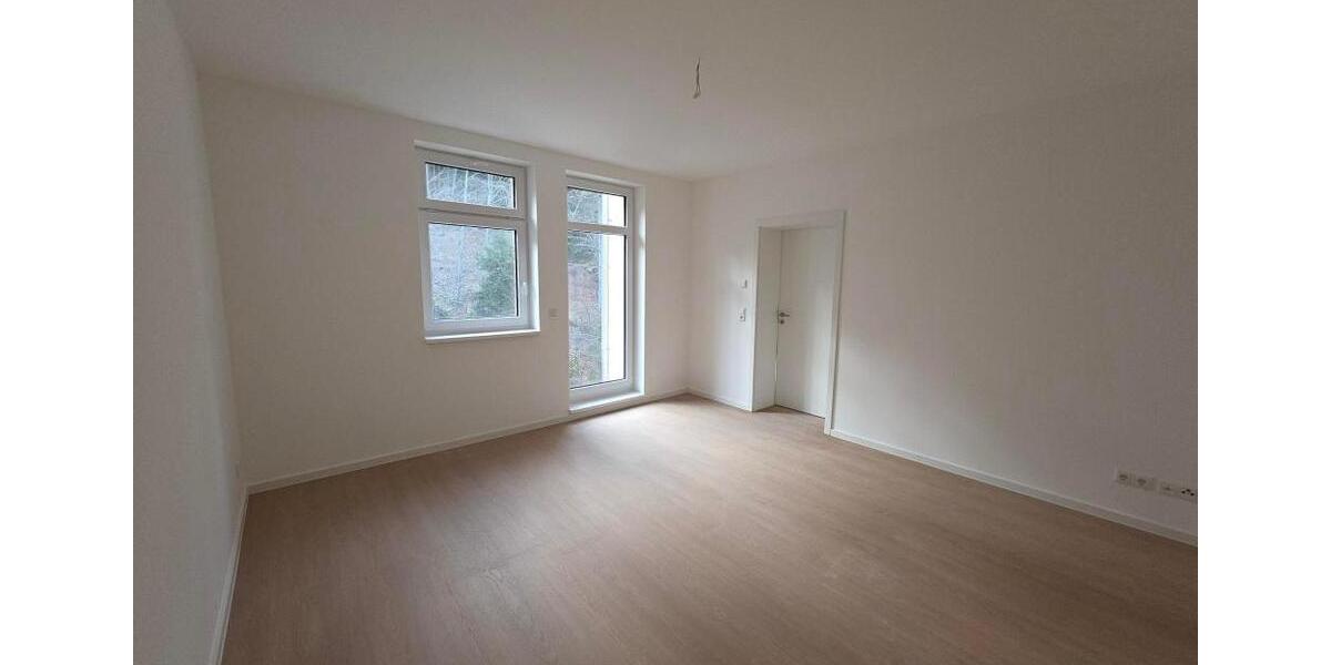 Etagenwohnung Elgersburg - 2 Zimmer, 61 m&sup2;, 635&euro; | Angebot:24816439