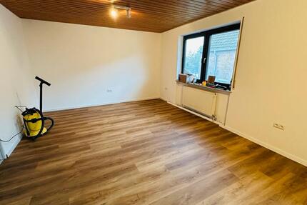 Wohnung Hermersberg - 3 Zimmer, 90 m&sup2;, 930&euro; | Angebot:25998431