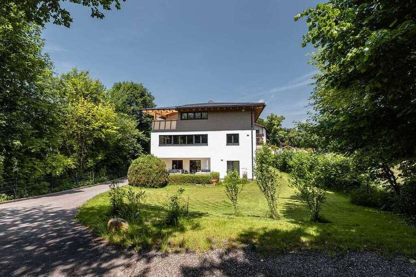 Wohnung zum Mieten in Bad Tölz 3.050 € 220 m²