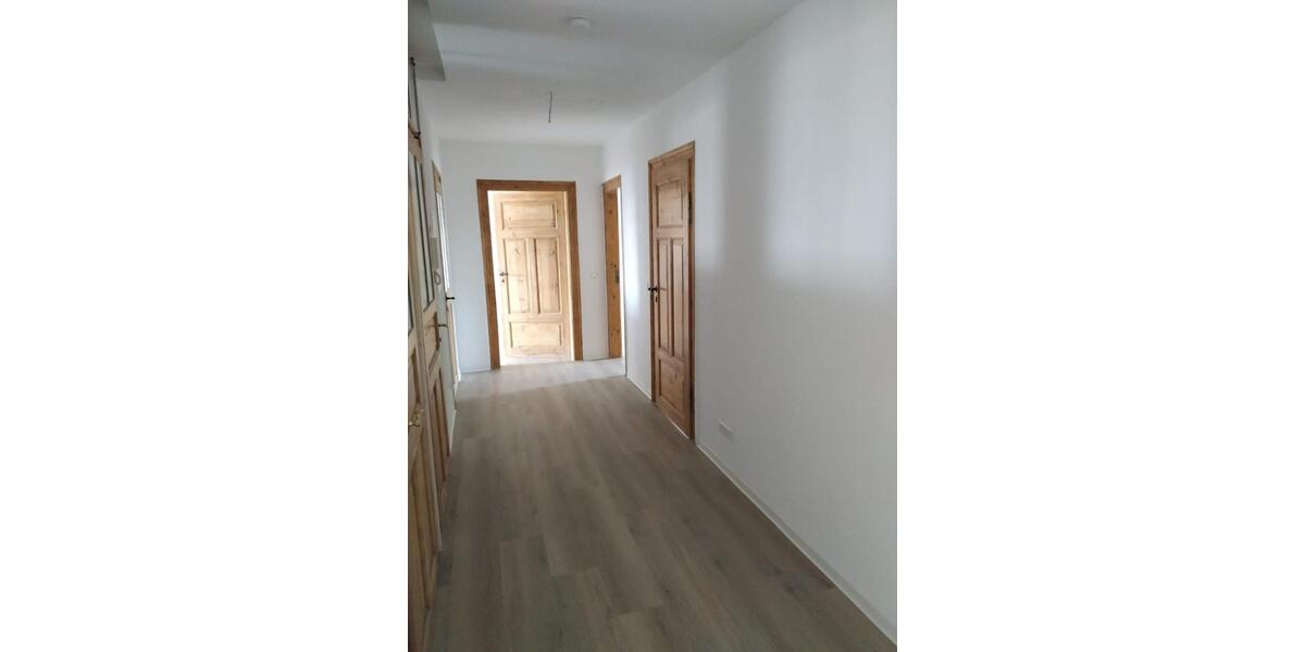 Etagenwohnung Radeberg - 4 Zimmer, 104 m&sup2;, 1.040&euro; | Angebot:24772304