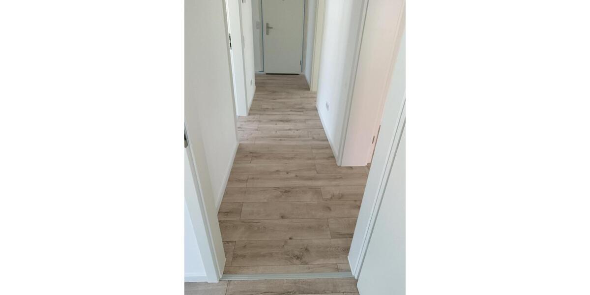 Hochparterre Lüdenscheid - 3 Zimmer, 80 m&sup2;, 800&euro; | Angebot:26561730