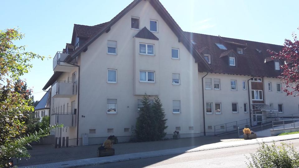 Sonnige und gepflegte 2,5-Zimmer Wohnung mit Süd-West-Balkon