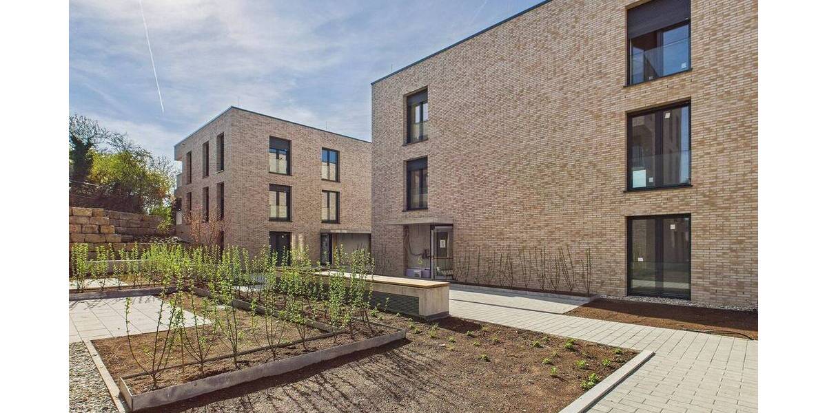 Etagenwohnung Sindelfingen Ost - 2 Zimmer, 71 m&sup2;, 1.330&euro; | Angebot:25671740