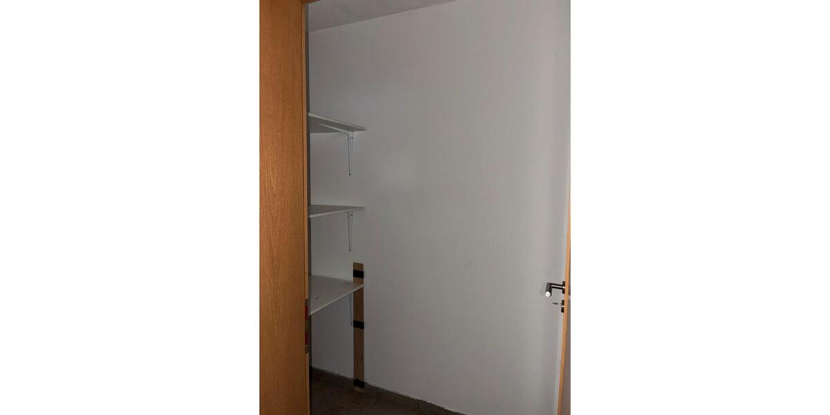 2ZKB 79qm helle Dachgeschosswohnung mit Westbalkon 2 zimmer