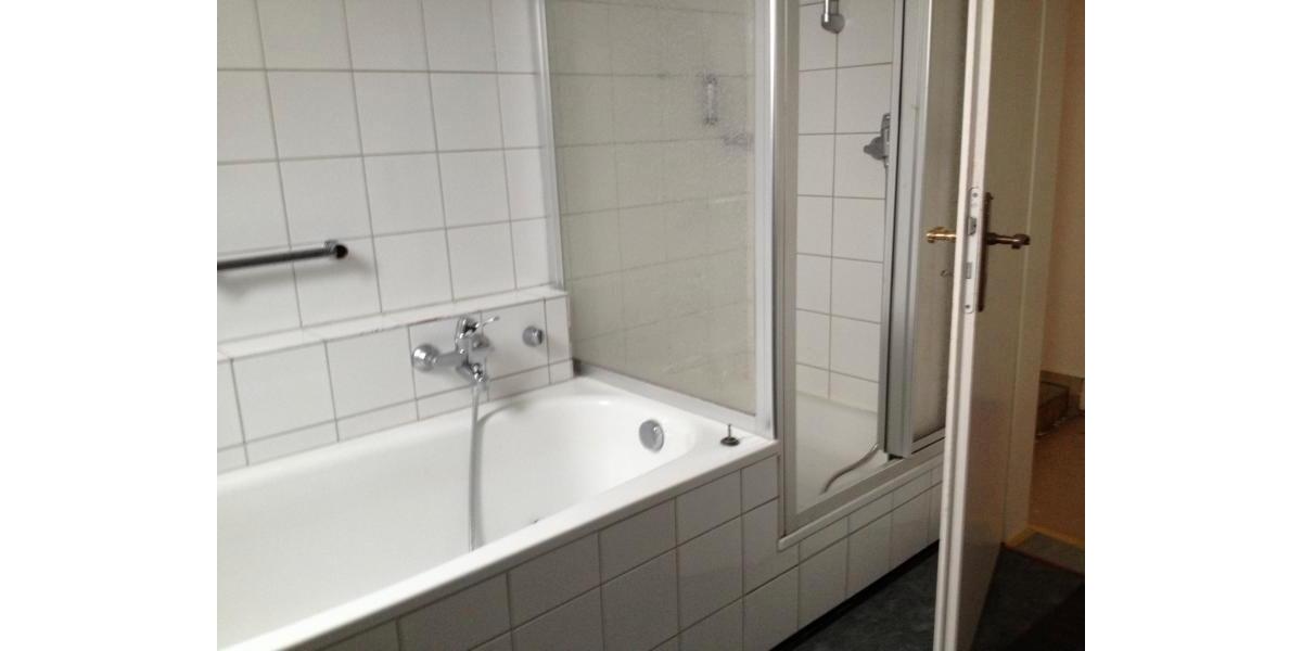 Dachgeschoßwohnung Bad Berleburg - 4 Zimmer, 104 m&sup2;, 750&euro; | Angebot:26676699
