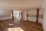 Dachgeschoßwohnung Nieheim - 1 Zimmer, 42 m&sup2;, 300&euro; | Angebot:26278487