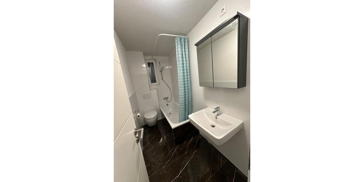Wohnen auf Zeit Villingen-Schwenningen Schwenningen - 4 Zimmer, 20 m&sup2;, 320&euro; | Angebot:26581430