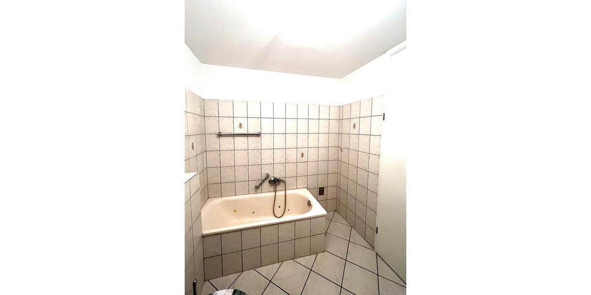 Etagenwohnung Ahlen - 3.5 Zimmer, 83 m&sup2;, 800&euro; | Angebot:26652904