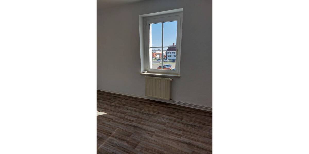 Etagenwohnung Braunsbedra Neumark - 3 Zimmer, 62 m&sup2;, 375&euro; | Angebot:26242502