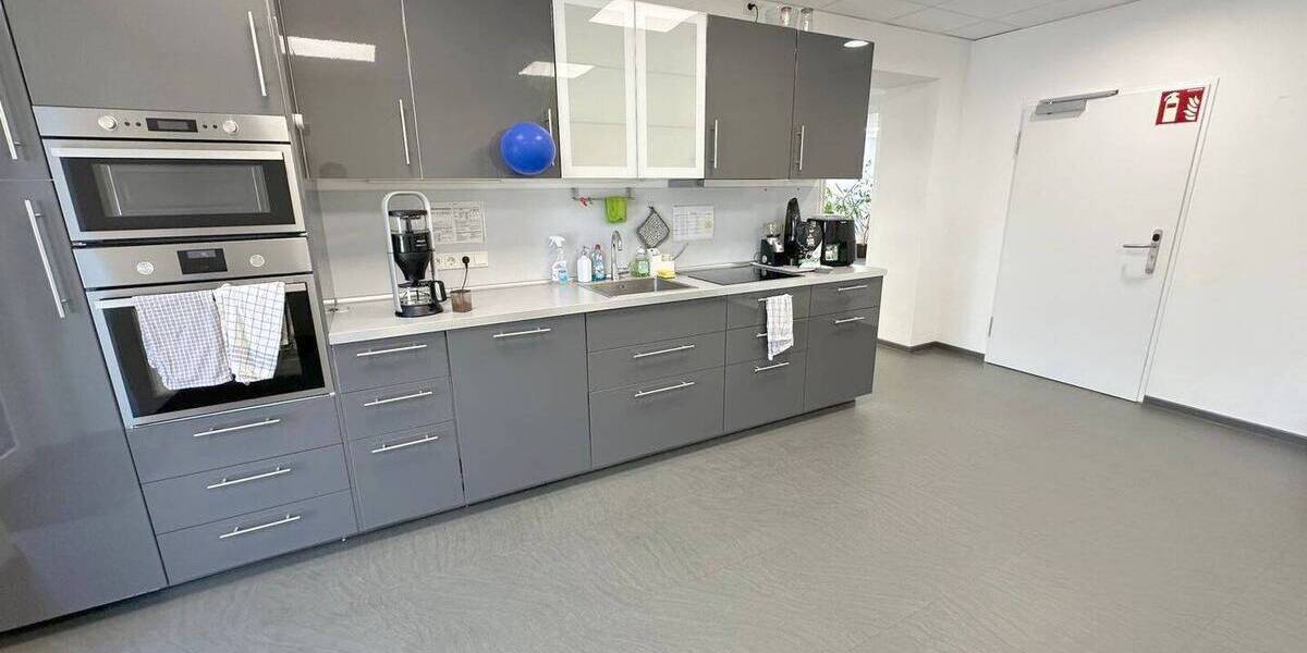 Gewerbeobjekt Trier Trier-West-Pallien - 1 Zimmer, 300 m&sup2;, 4.500&euro; | Angebot:26787579