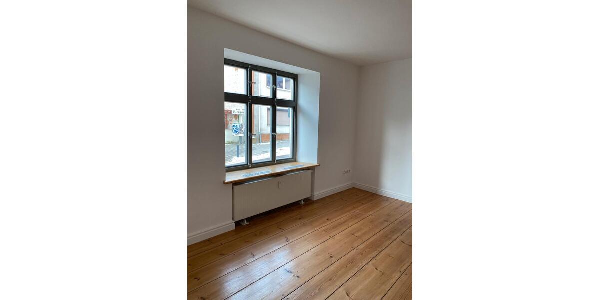 Etagenwohnung Malchow - 4 Zimmer, 128 m&sup2;, 961&euro; | Angebot:26020826
