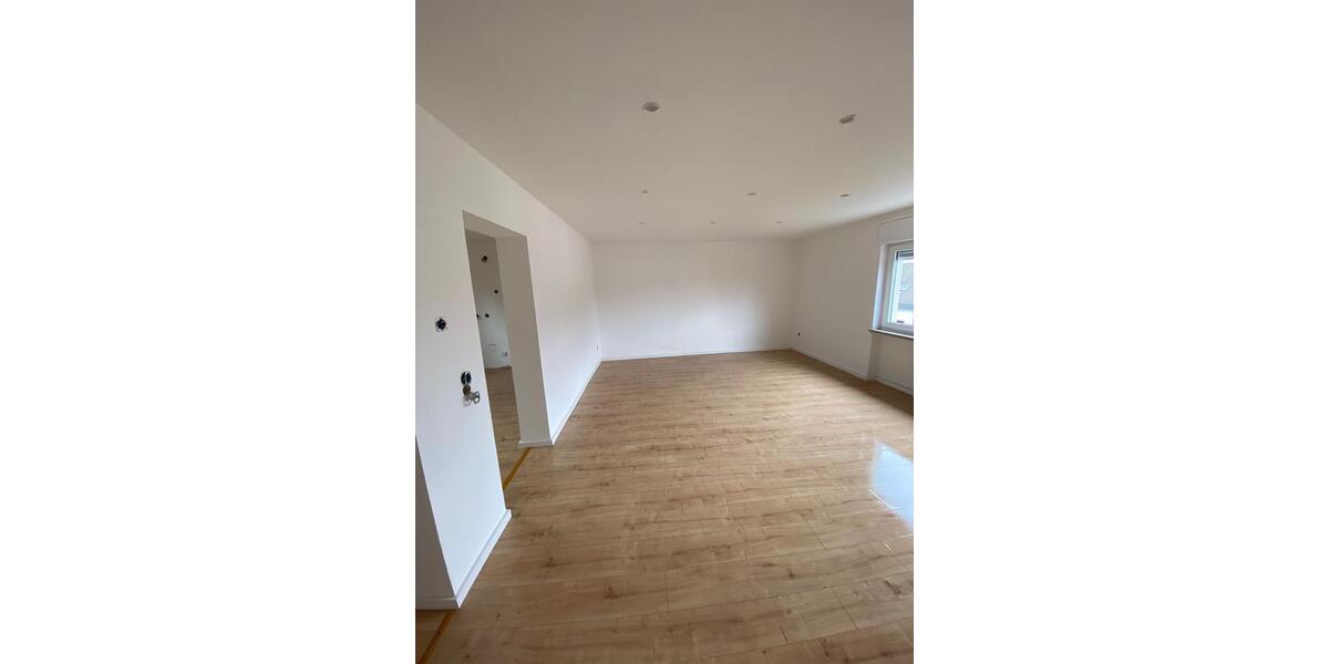 Reihenhaus Heusweiler - 4 Zimmer, 130 m&sup2;, 1.200&euro; | Angebot:25894824