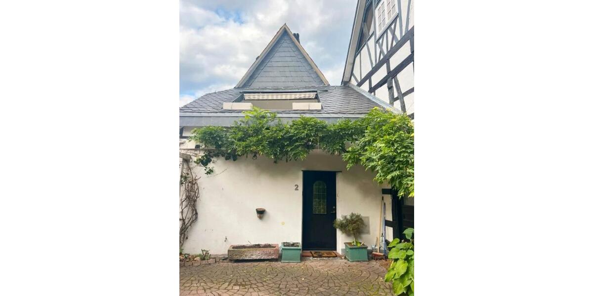 Einfamilienhaus Walluf - 3 Zimmer, 138 m&sup2;, 2.200&euro; | Angebot:24743451