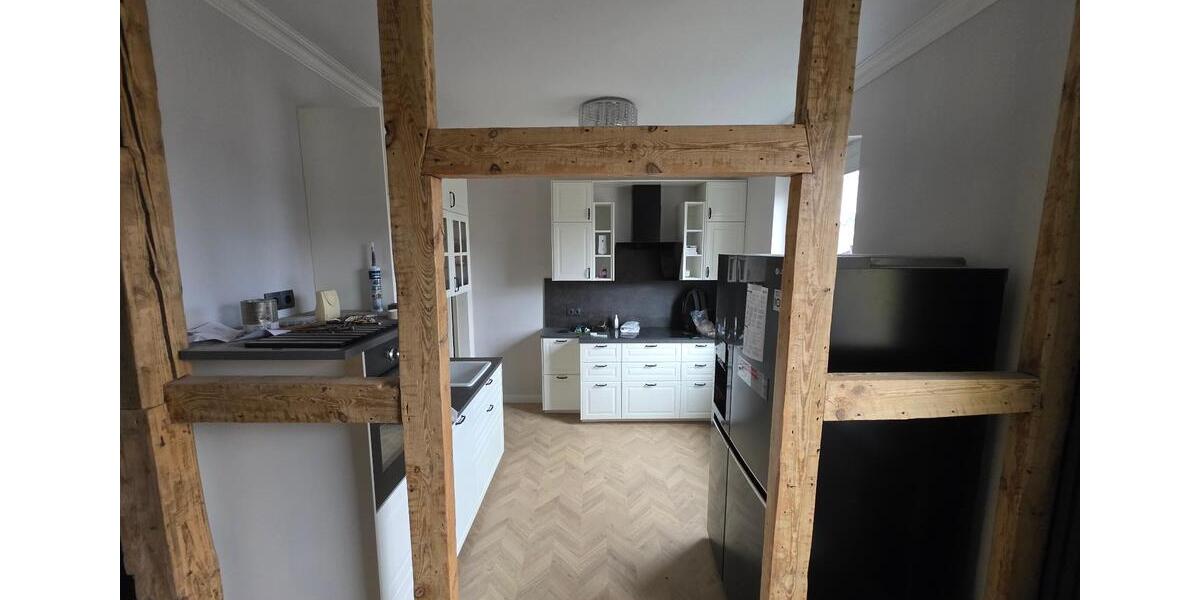 Etagenwohnung Laage - 6 Zimmer, 100 m&sup2;, 1.690&euro; | Angebot:26636289