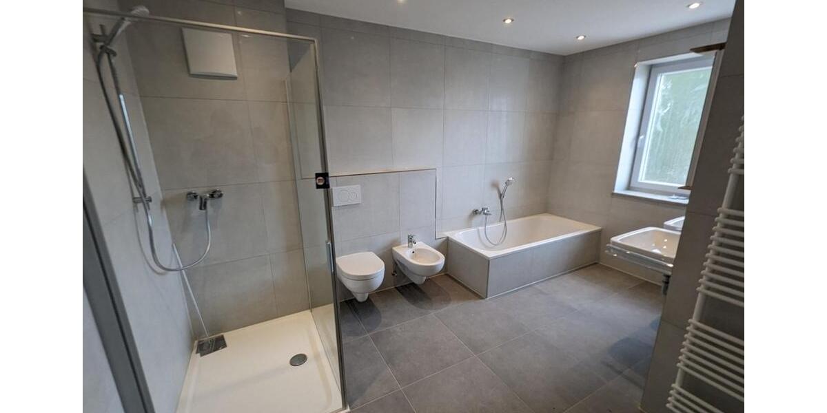 Etagenwohnung Berkheim - 4 Zimmer, 146 m&sup2;, 1.590&euro; | Angebot:25905622