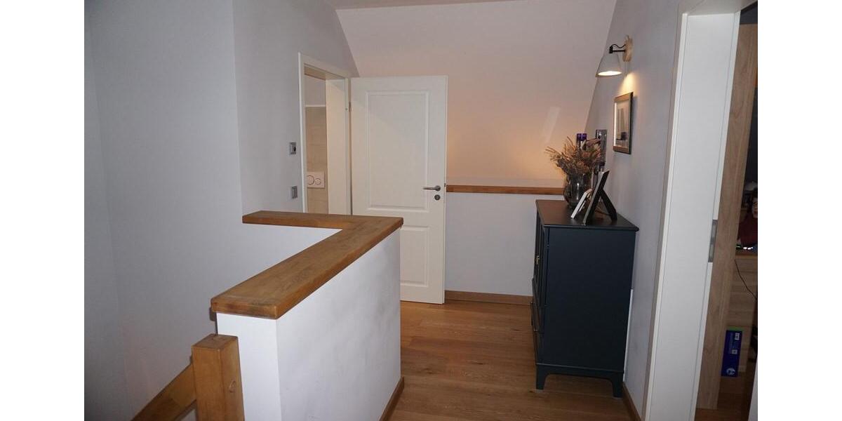 Einfamilienhaus Malsfeld - 5 Zimmer, 135 m&sup2;, 1.850&euro; | Angebot:26445208