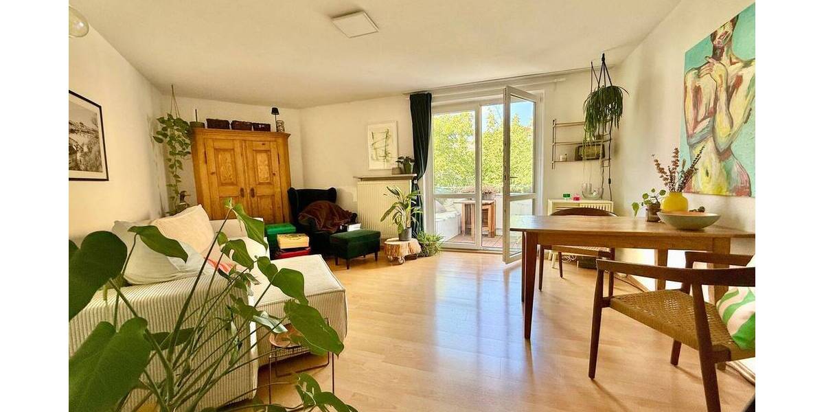 Etagenwohnung Würzburg Altstadt - 2 Zimmer, 72 m&sup2;, 830&euro; | Angebot:26933634