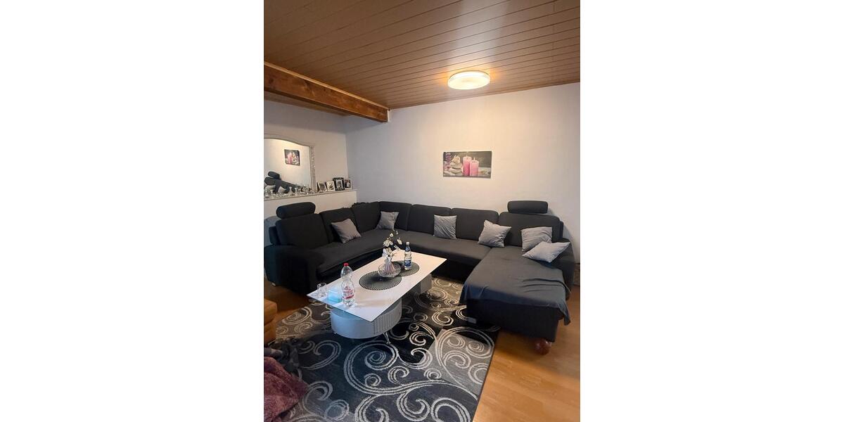 Etagenwohnung Mittenaar - 3 Zimmer, 90 m&sup2;, 730&euro; | Angebot:25099786