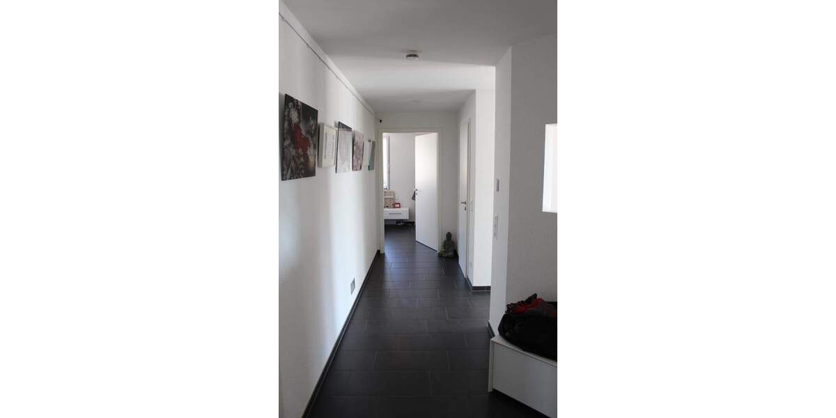 Etagenwohnung Böblingen - 3 Zimmer, 109 m&sup2;, 1.800&euro; | Angebot:24497716