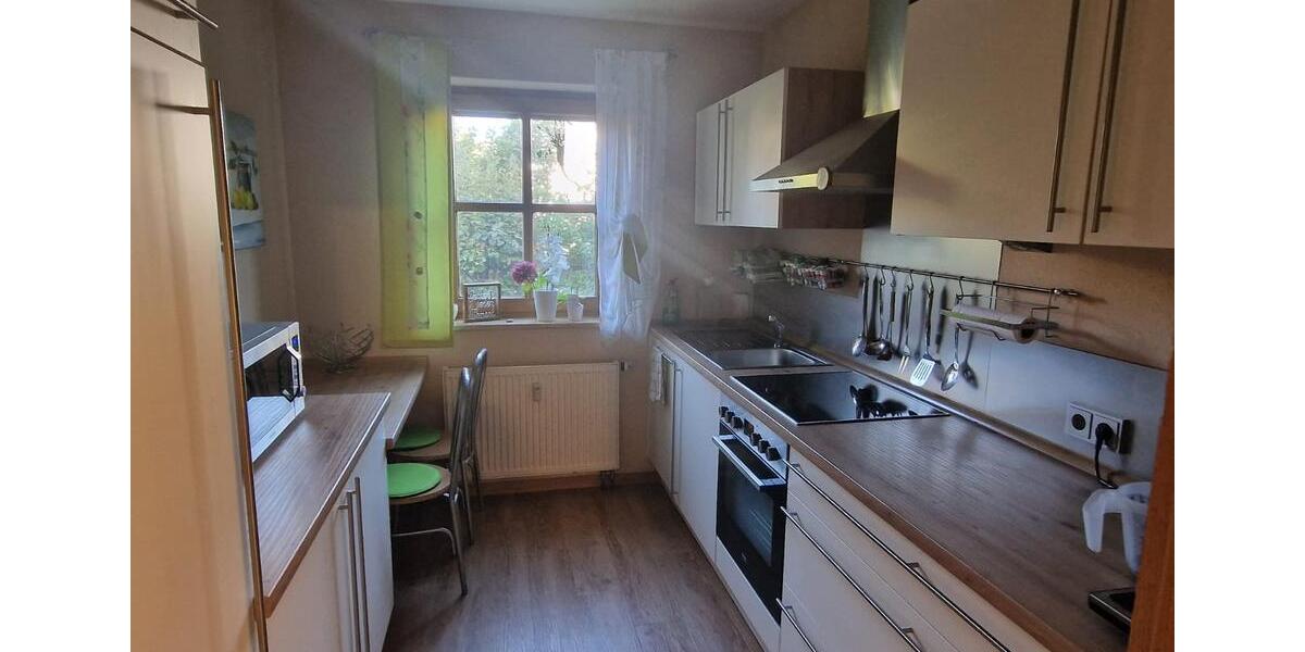 Erdgeschoßwohnung Schwarzenfeld - 3 Zimmer, 76 m&sup2;, 890&euro; | Angebot:26252383