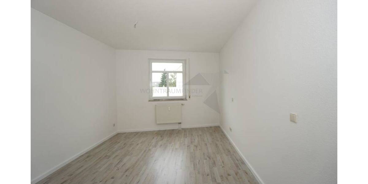 Etagenwohnung Zwickau Innenstadt - 2 Zimmer, 62 m&sup2;, 372&euro; | Angebot:26751362