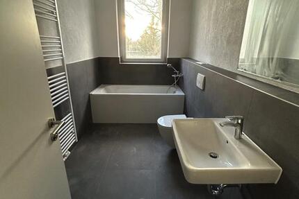 Attraktive 3-Zimmer-EG-Wohnung in Karlsruhe-Neureut mit komfortablem Zugang 3 zimmer