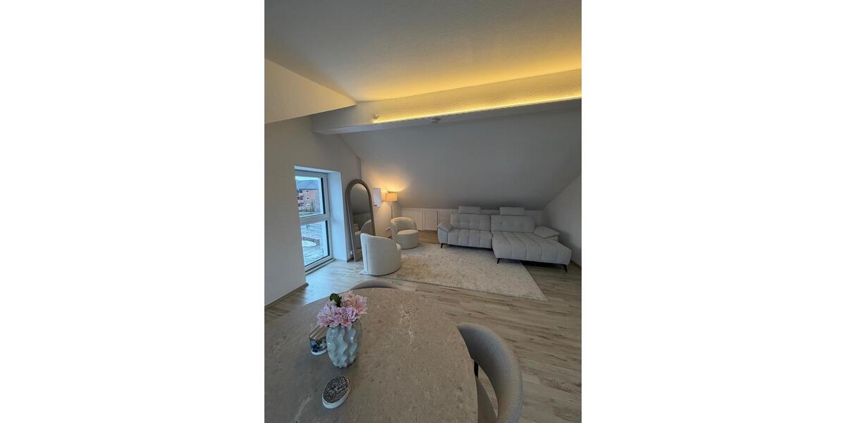 ZU VERMIETEN – WOHNUNG IN SEELZE CALENBERGER STR. 2.5 zimmer