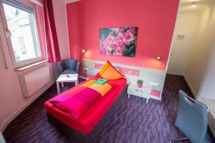 Wohnen auf Zeit Winningen - 1 Zimmer, 18 m&sup2;, 620&euro; | Angebot:23423857