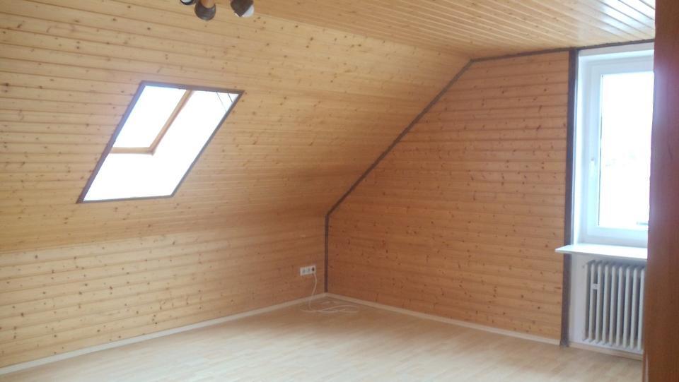 74842Sulzbach : 2½- Zimmerwohnung in zweitem ObergeschossDachge